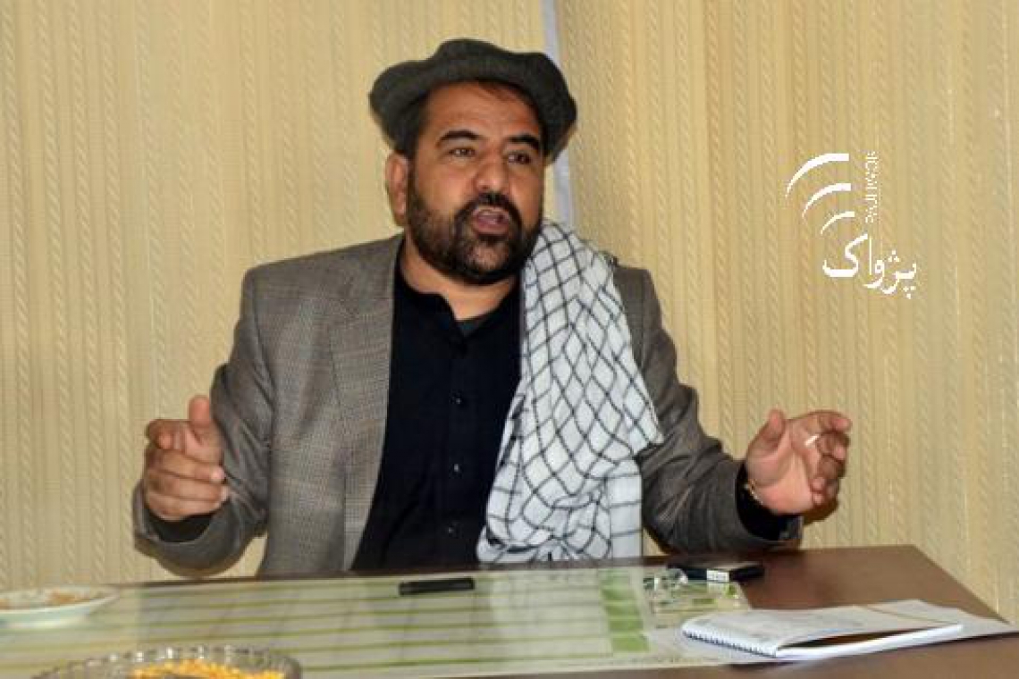 نماینده شوراى ولايتى پروان: اگر پژواک خبرم را نشر کند، به خدا خبرنگارش را به موتر بسته و کش می کنم